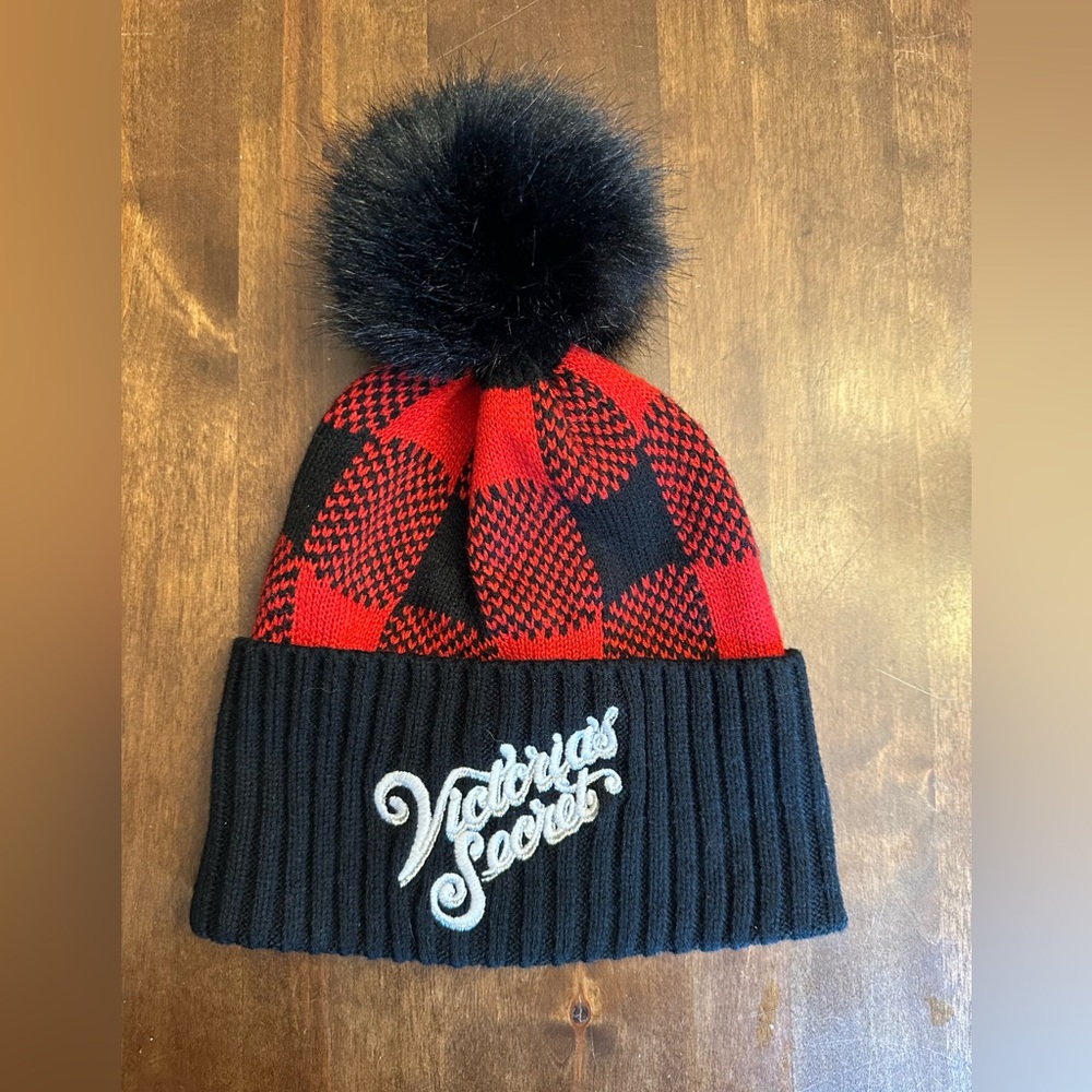 Victorias Secret VS Winter Hat Plaid Pom Sexy Red Black Snow Skiing Fall Buffalo